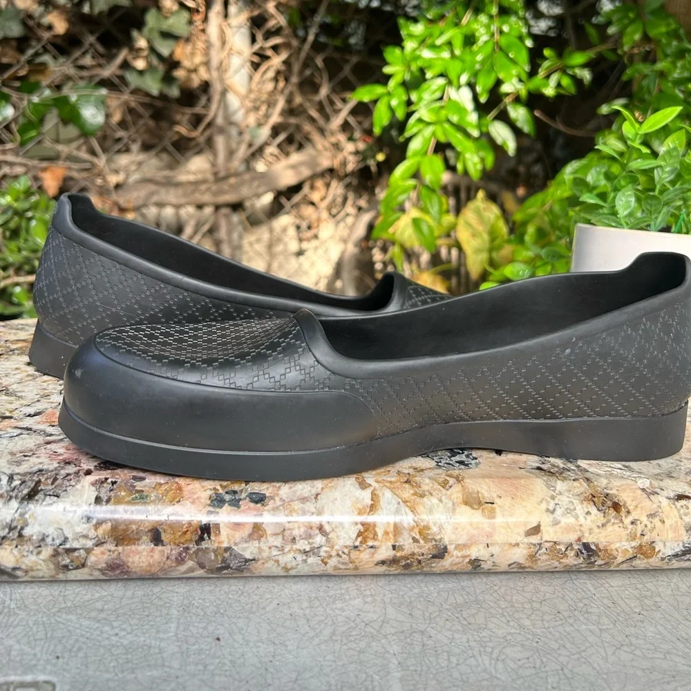 GUCCI Men's New Gucci Black Rubber Overshoe/Shoe Cover w/Diamante Pattern 11